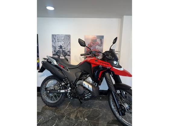 YAMAHA XTZ 250 LANDER CONNECTED YAMAHA XTZ 250 LANDER CONNECTED